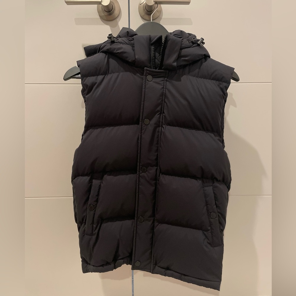 Aritzia Super Puff Vest XS